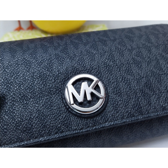 Michael Kors Black Leather MK Printed Round Logo Credit Card Bifold Wallet - Picture 4 of 16